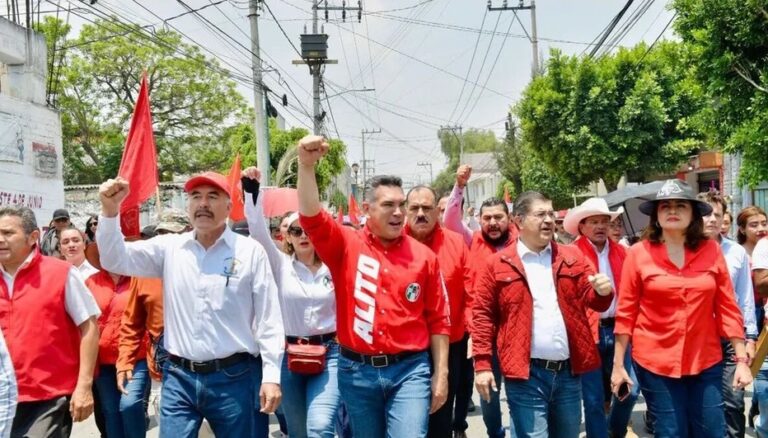 Alito Moreno se reúne con bases del PRI y Antorcha Campesina previo a debate en Edomex