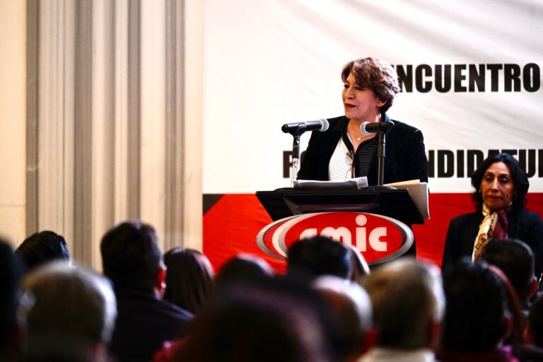 Delfina Gómez se reunió con representantes de la Cámara Mexicana de la Industria de la Construcción