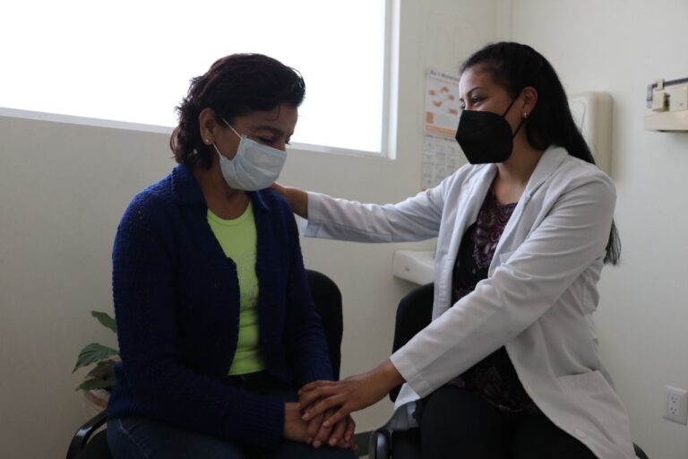 Psicólogas y psicólogos mexiquenses son reconocidos por su trabajo durante la pandemia de COVID-19