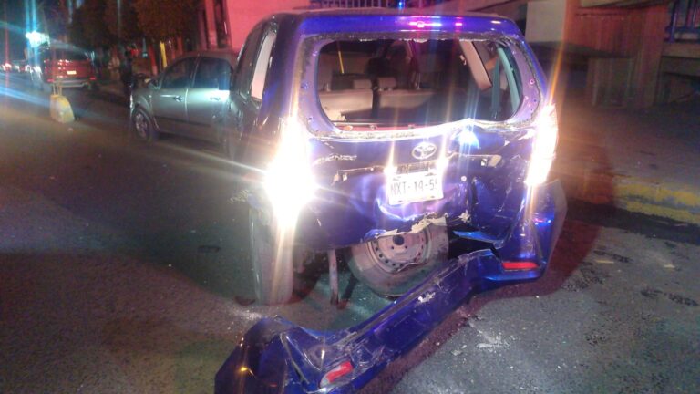 Accidente frente a la Bancaria deja 5 lesionados