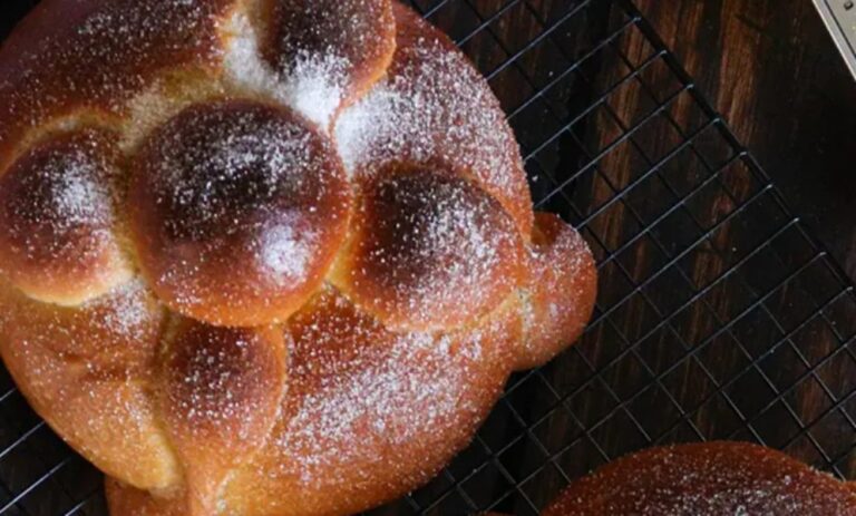 Invitan en Nextlalpan a taller para aprender a elaborar pan de muerto