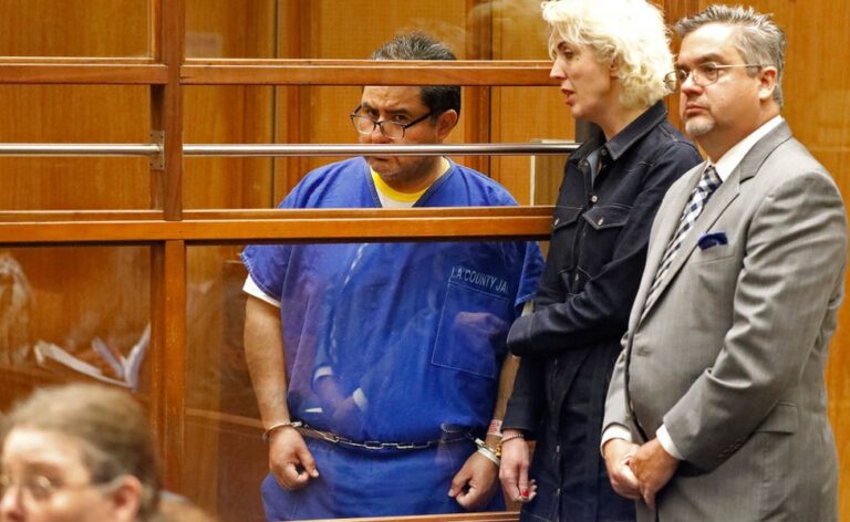 Naasón Joaquín, líder de La Luz del Mundo, llega a Centro de Detención de Brooklyn por delitos sexuales