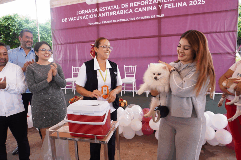 Realizó Edomex Jornada masiva de Vacunación Antirrábica para perros y gatos
