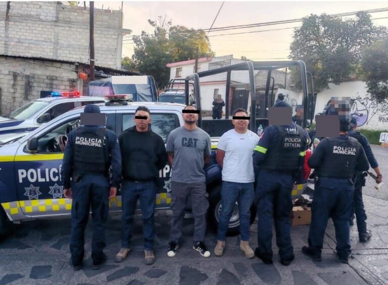 Detiene Policía de Tepotzotlán a tres hombres armados con más de 110 mil pesos en efectivo