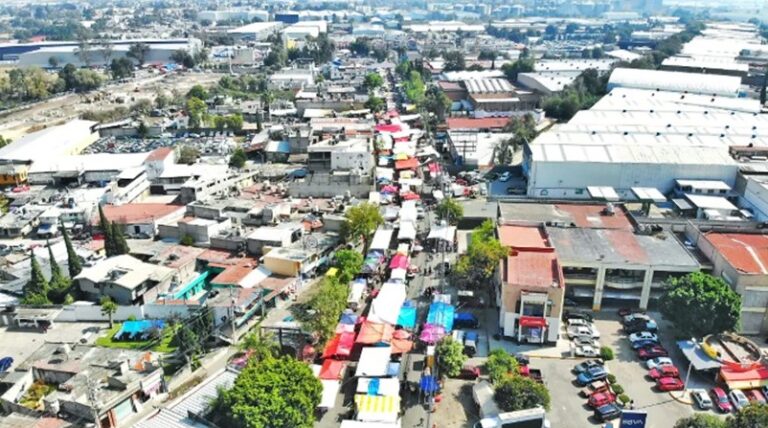 Peregrinos visitan por miles el Santuario de la Quinta Aparición de la Virgen de Guadalupe en Cuautitlán