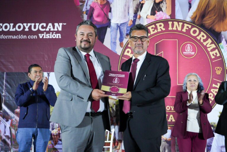 Rinde su Primer Informe de Gobierno el alcalde de Teoloyucan