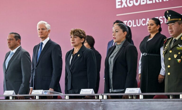 Conmemora Delfina Gómez a Alfredo del Mazo en su aniversario luctuoso