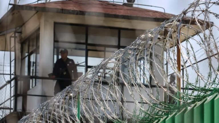 Edomex rebasa 158 por ciento de sobrepoblación en penales