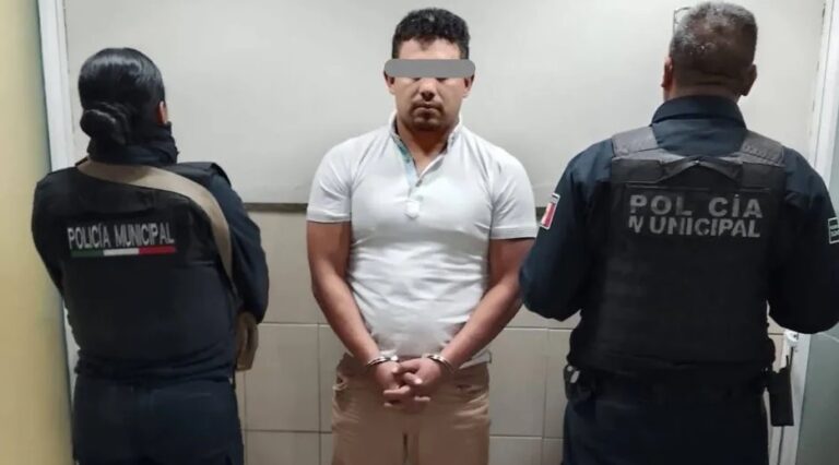 Policía estatal es detenido en Tultitlán por privación ilegal de libertad de una pareja; otros agentes lo sorprendieron