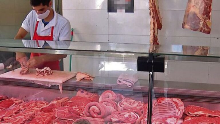 Precio de carne en Edomex se mantiene pese a alerta por gusano barrenador