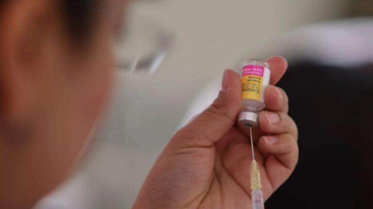 Vacuna contra el VPH está disponible de forma gratuita en centros de salud del Edomex