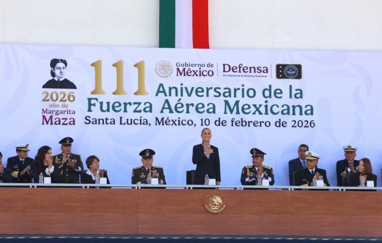 Conmemora Claudia Sheinbaum y Gómez Álvarez 111 años de la Fuerza Aérea Mexicana en Zumpango