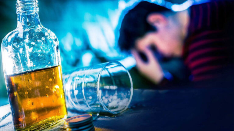 Estadísticas del INEGI ligan al alcohol con 6 de cada 10 muertes en México