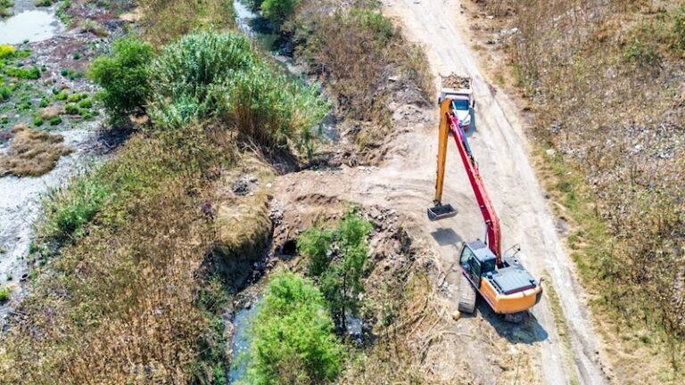 Inicia Gobierno de Delfina Gómez desazolve de la Presa El Ángulo, en Cuautitlán Izcalli