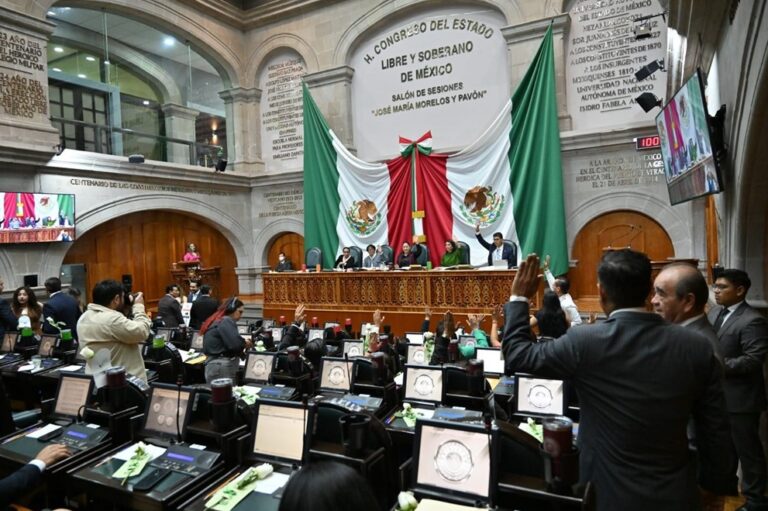 Aprueban en Edomex reformas para proteger a periodistas y defensores de derechos humanos