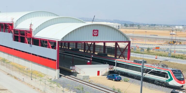 Gobierno federal adquiere el 100% del Tren Suburbano por 5 mil 999 millones de pesos: Banobras