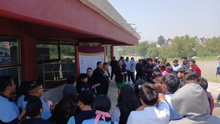 Policía municipal de Teoloyucan participa en jornada de educación vial dirigida a estudiantes
