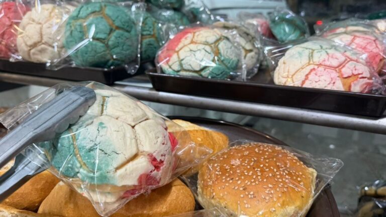 Preparan panaderías del Edomex conchas temáticas rumbo al Mundial