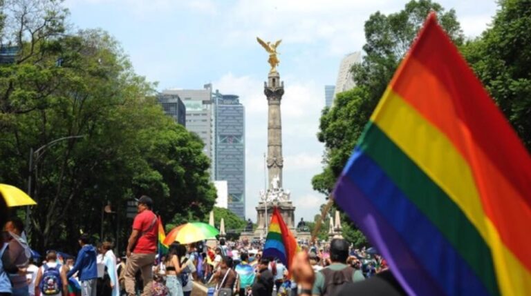Marcha LGBT+ 2026 sí llegará al Zócalo: Esta es la ruta oficial en la Ciudad de México.