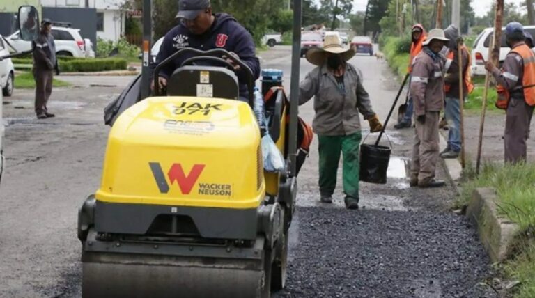 Empresarios financian reparación de vialidades en parques industriales del Edomex ante falta de apoyo