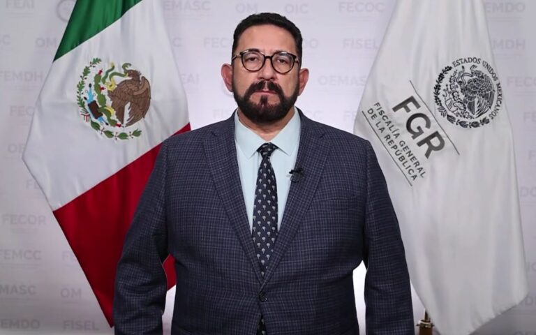 Renuncia Ulises Lara a la FGR tras revés de la fiscalía en Caso Agronitrogenados