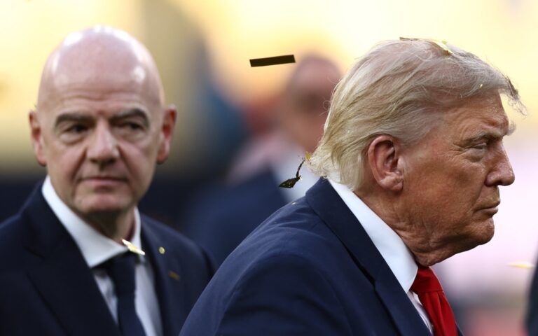Trump e Infantino fueron abucheados antes de la premiación del Mundial