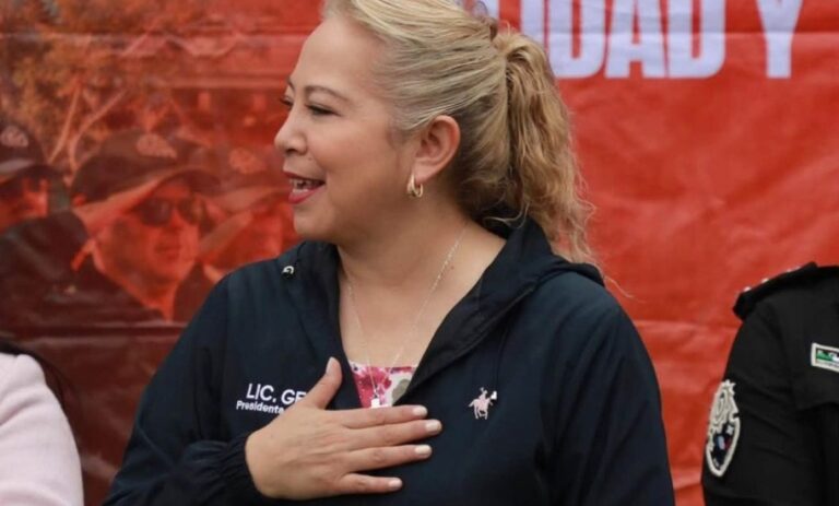 Exhiben a Gely Zuppa por colgarse medallas ajenas en Tepotzotlán
