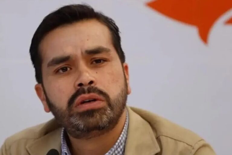 Máynez exige que Rocha Moya sea juzgado tras nueva licencia