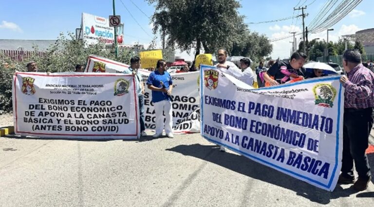 Por segundo día consecutivo trabajadores del IMSS-Bienestar se manifiestan en el Edomex