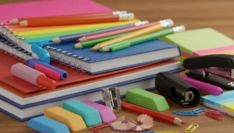 Previo al regreso a clases, Profeco llama a padres y madres de familia a consultar ¿Quién es quién en los precios?