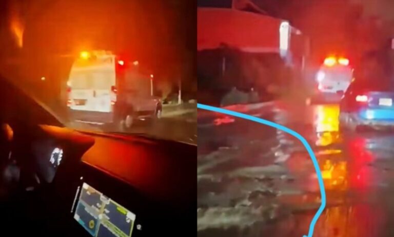 Sortea ambulancia cráteres en Cuautitlán mientras va a emergencia