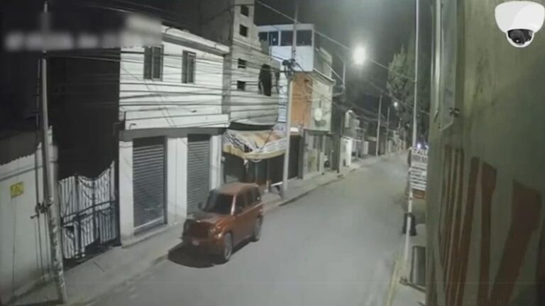 Una camioneta naranja, clave para detener a cuatro sospechosos de homicidio en Tultepec