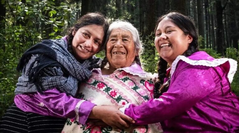 Disminuyen hablantes de lenguas indígenas en Edomex: INEGI