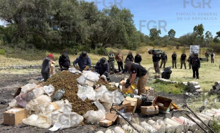 Incinera FGR narcóticos en Teotihuacán como parte de los aseguramientos