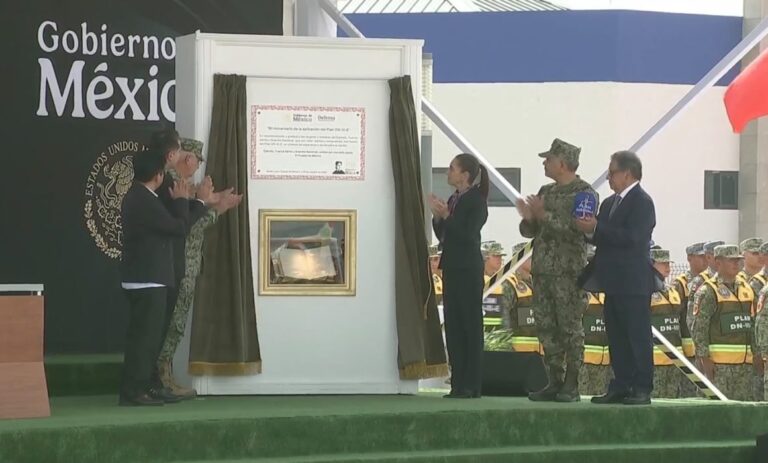 Acompaña Delfina Gómez a Sheinbaum en 60 aniversario del Plan DN-III-E