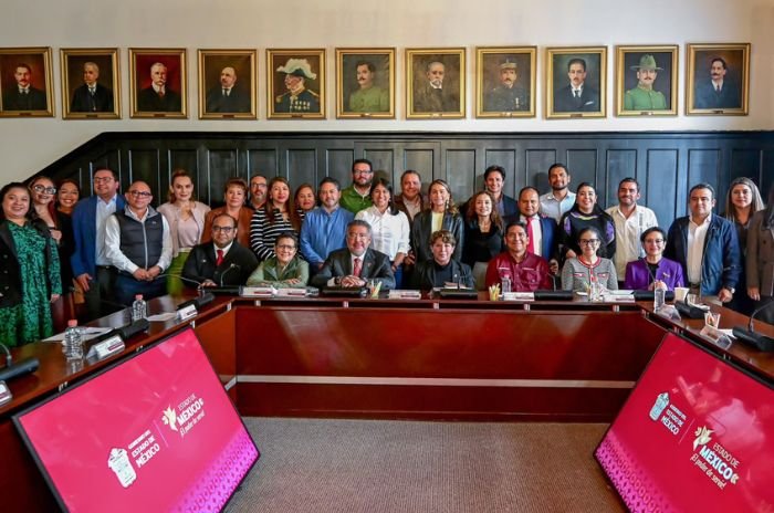 Delfina Gómez coordina con alcaldes programas sociales y servicios de salud en Edomex