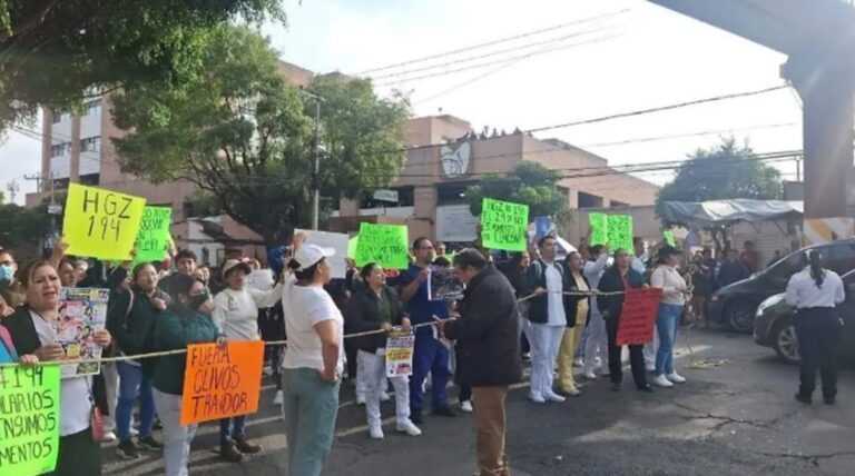Sin acuerdos, trabajadores del IMSS prolongan protestas y cierres en el Edomex