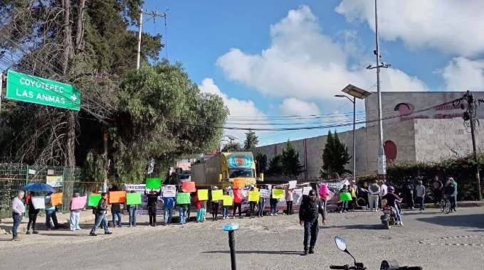 Vecinos amagan con nuevo cierre en Las Ánimas-Coyotepec por obras pendientes